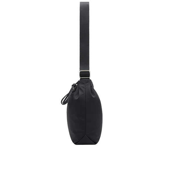 [EXCLUSIVE] 루이까또즈 쥬르 나일론버킷백 HS2SD76BL>