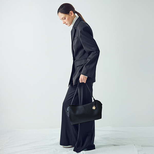 루이까또즈 끌로델 숄더백 HT3FM33BL>