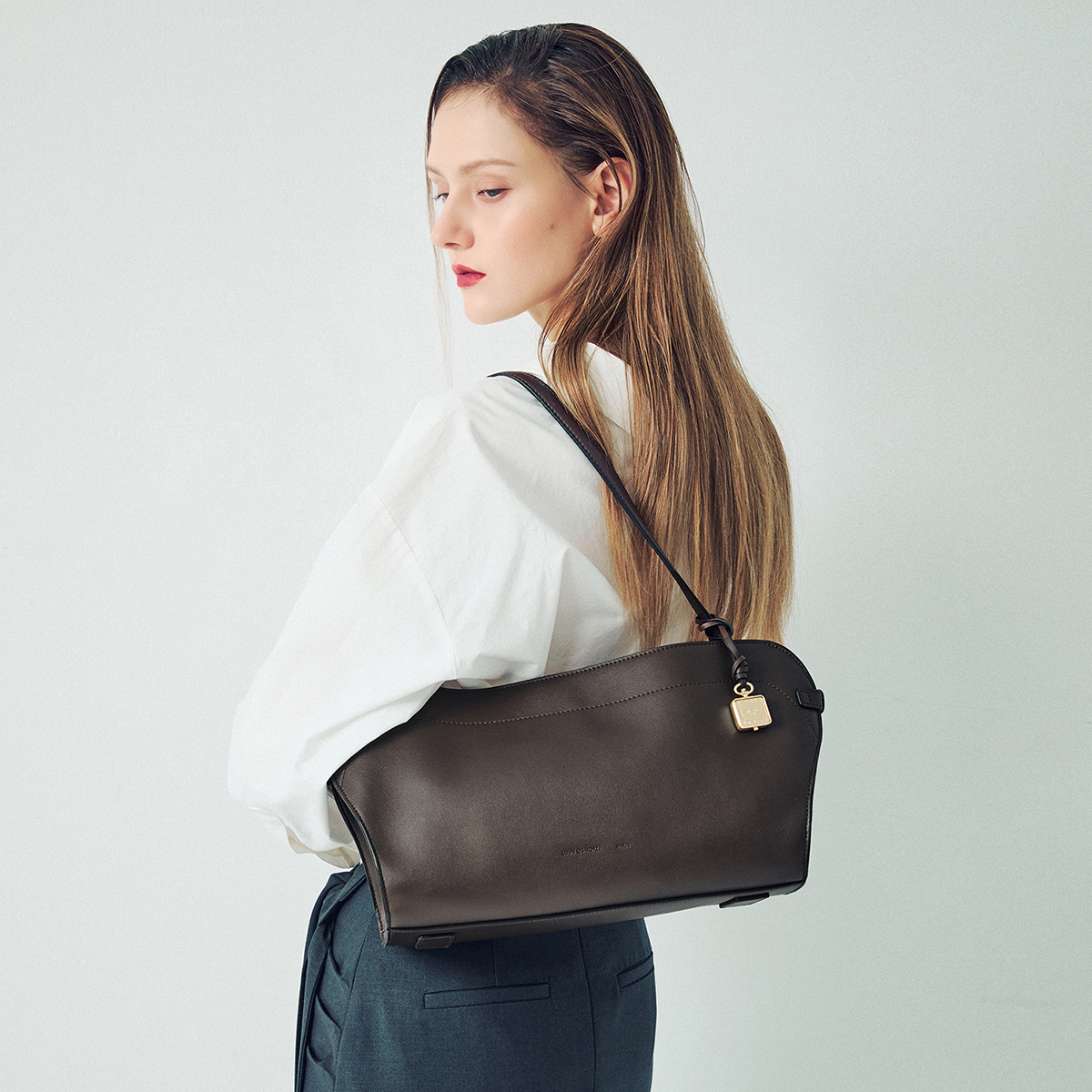 루이까또즈 끌로델 숄더백 HT3FM33BR