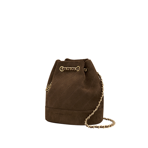 [EXCLUSIVE] 루이까또즈 까눌레 스웨이드 버킷 체인백팩 HT3SD86BR>