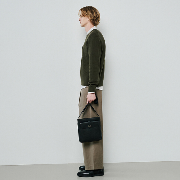 루이까또즈 뉴 헤리티지 메신저백 MT3FM02BL>